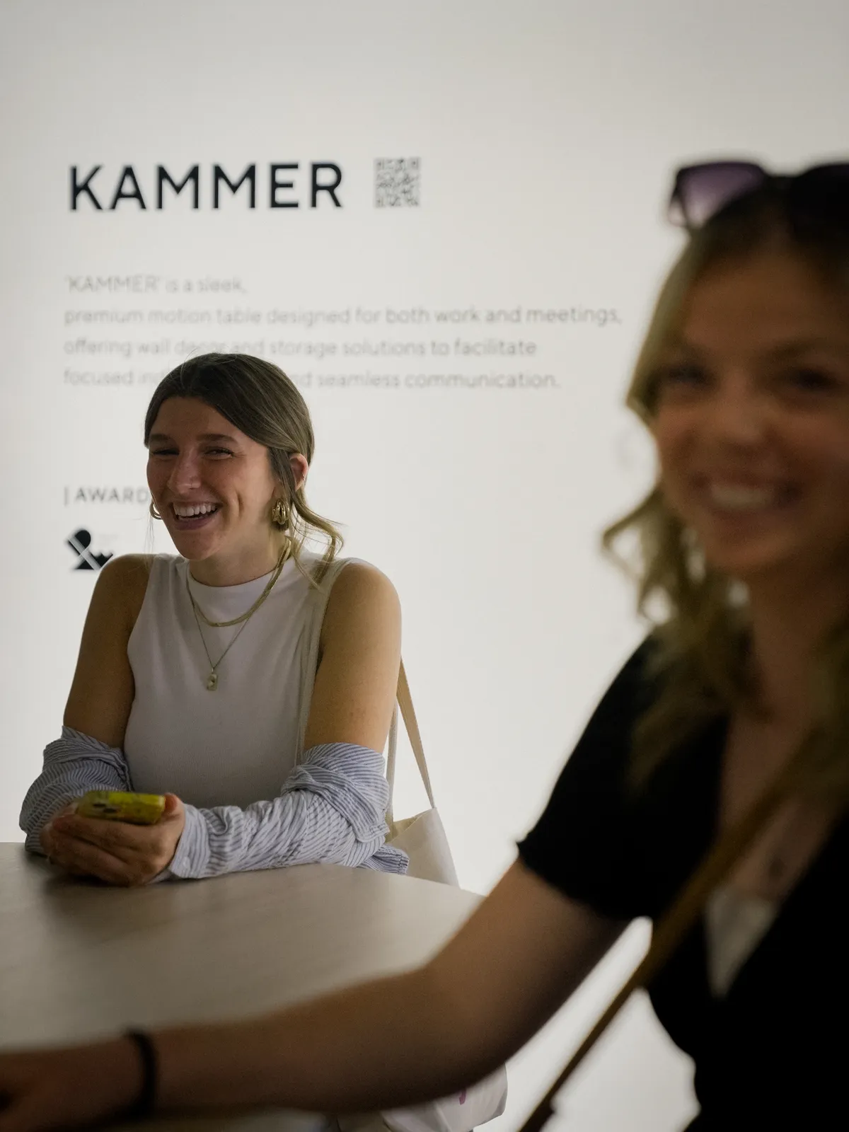 KAMMER 월 사이니지